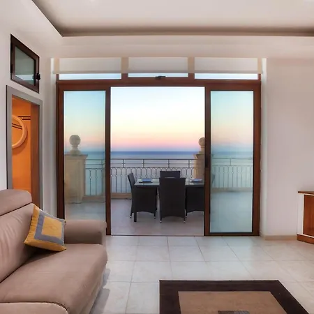아파트 Ab6 - Stunning Seafront Penthouse